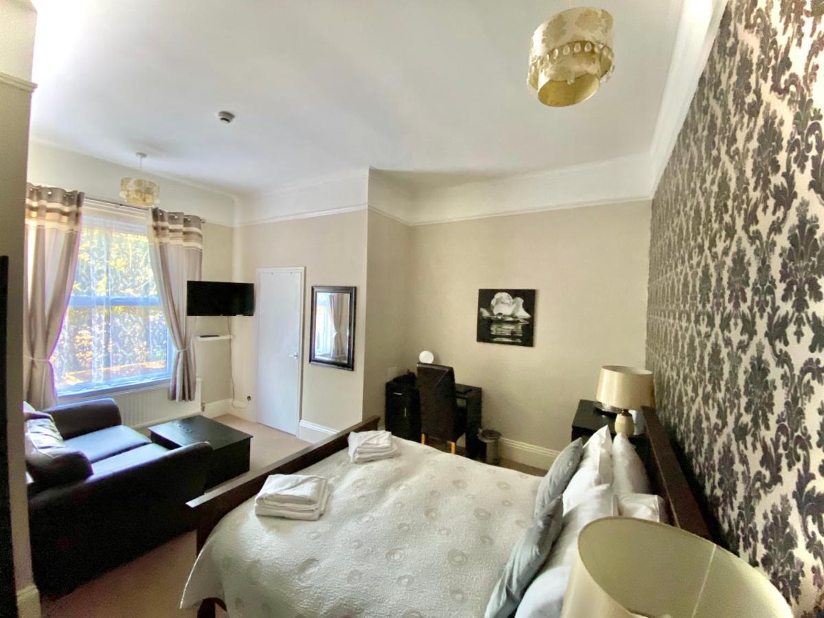 Somerton Lodge (Adults Only) Shanklin Buitenkant foto